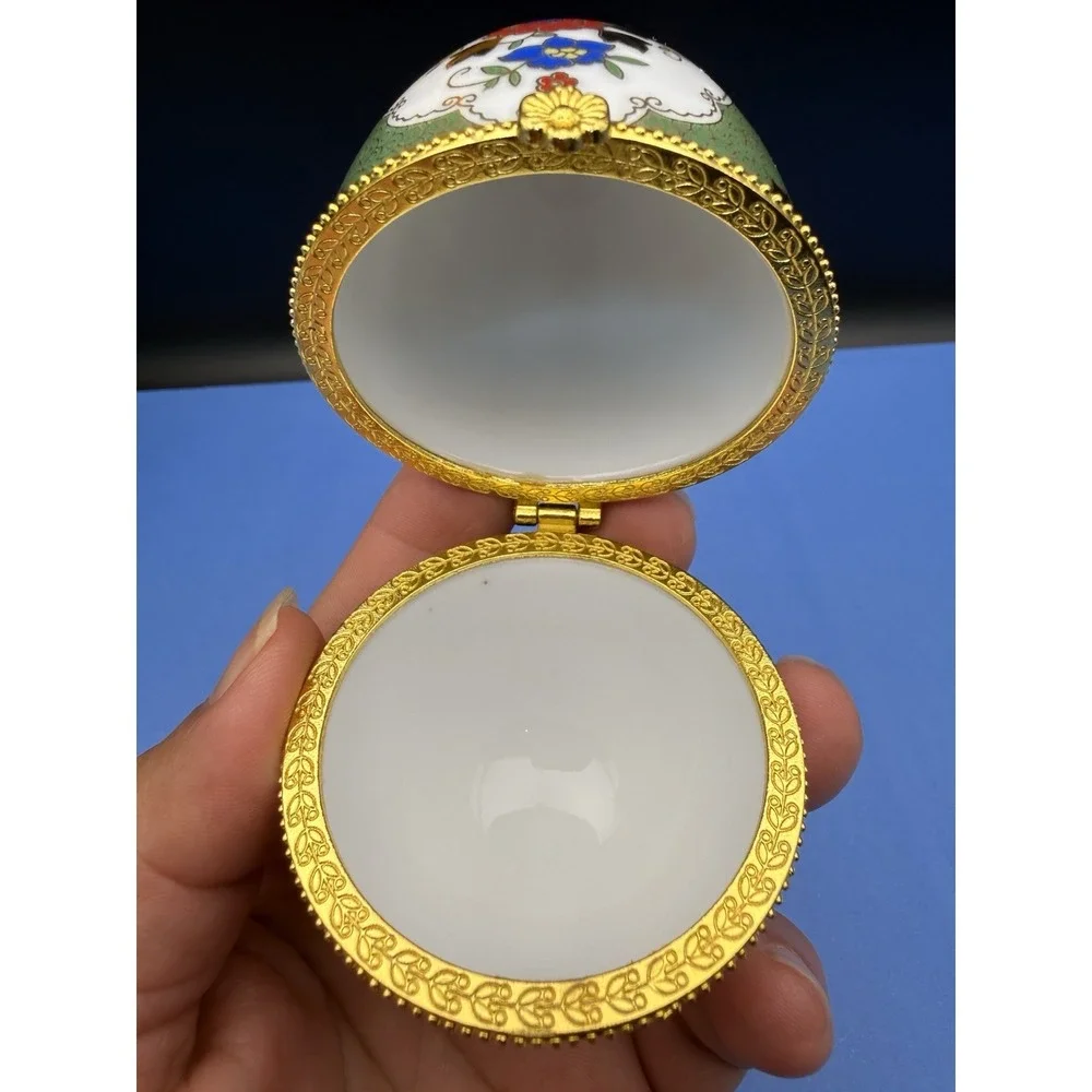 Vintage Porcelain Hinged Footed Egg Shaped Trinket Box Floral Gold Trim Snap